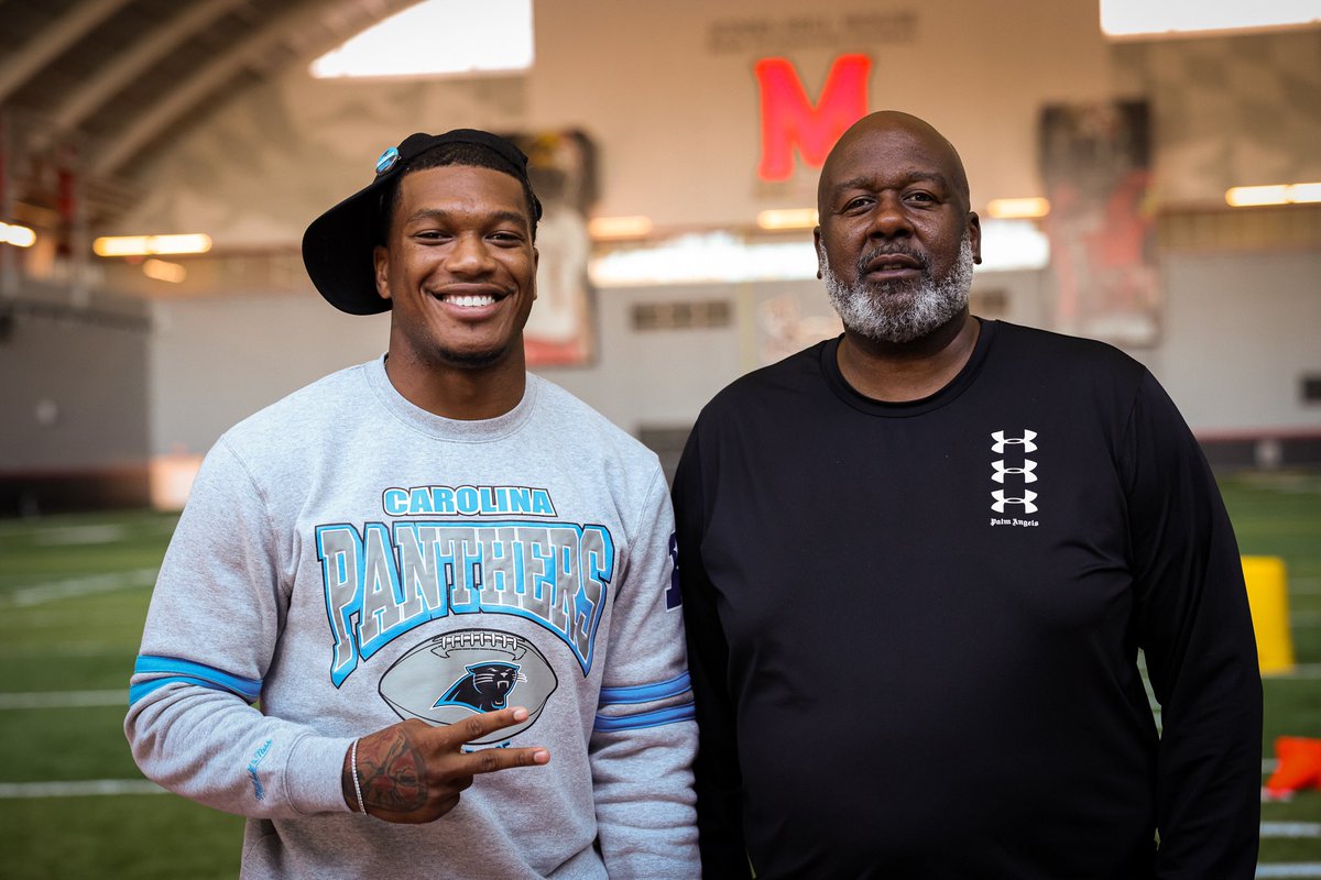 TerpsFootball's tweet photo. DJ dealing with all love here 😂

Welcome home @idjmoore! https://t.co/1mGjR3DQgy