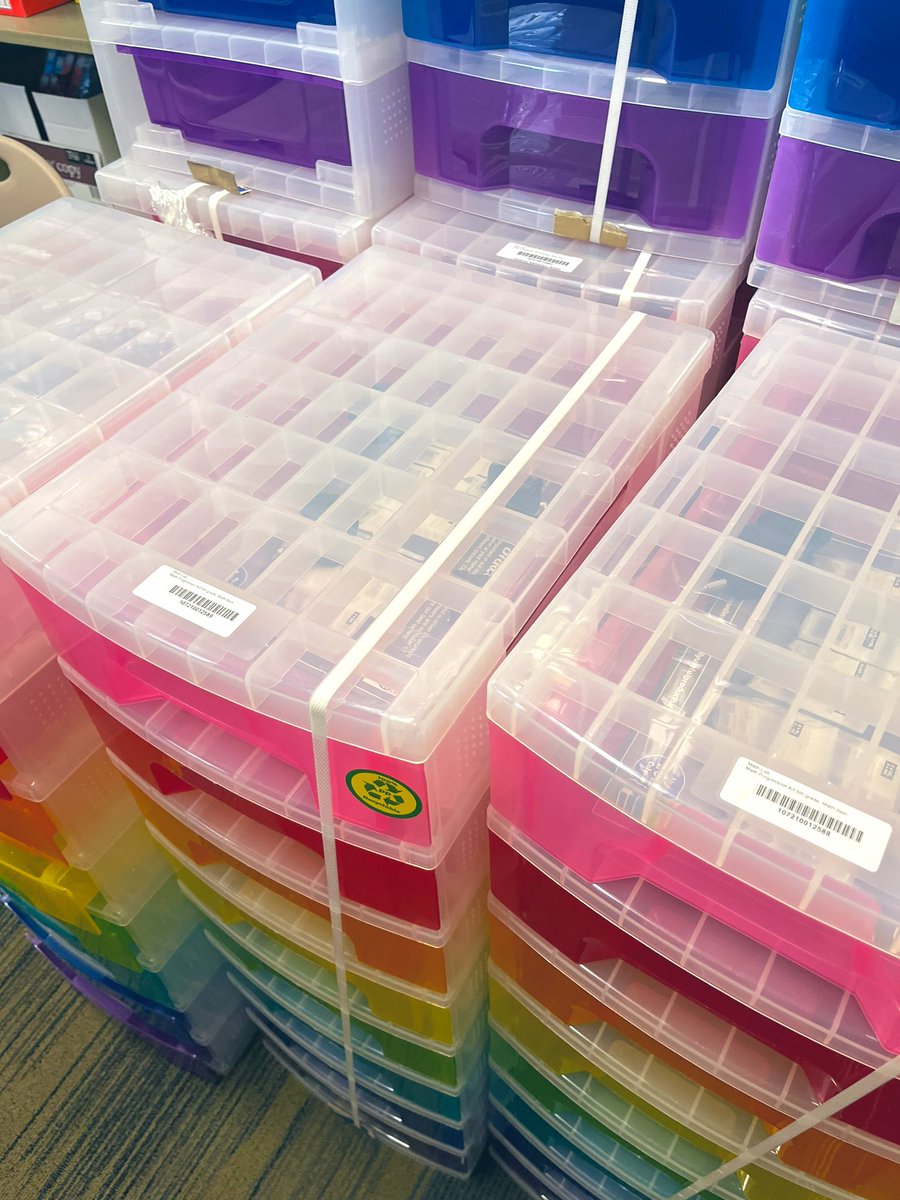 _mr_becerra's tweet photo. There’s nothing like seeing a smile appear on a teacher’s face while they learn. Teachers are ready to shine with small groups! 🌟🧮 #KatyISD #KatyIC #ElemCandI #CECheetahs #AllIn https://t.co/Iuvz21P4LY
