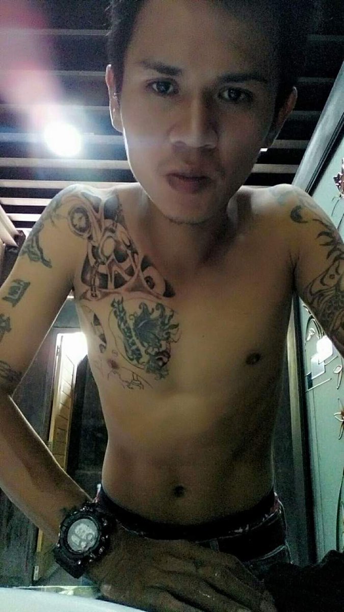Guy26544006's tweet photo. @xemmi542285072 แบบนี้พอได้ใหม https://t.co/H9bowHmneU