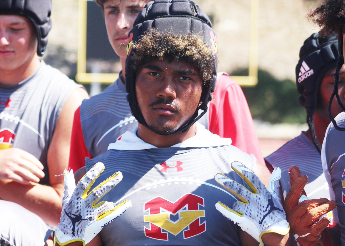 C_Morrissette's tweet photo. No. 4 Mission Viejo brings back 17 starters including standout receiver Mikey Matthews

@missionfootball | @diablocjohnson | @_mjmatt8 | @kadinsemonza | @JacksonHolman4 | @KJReed17 | @ReefLancaster | @cody_going | @BradyNorton9 | @carter_bosko

READ: https://t.co/pnLcn81ka8 https://t.co/oqvD3WTnyl