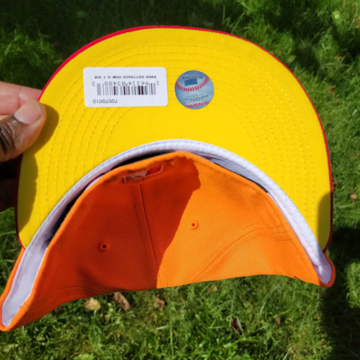 BEST_PURYEAR's tweet photo. @hatcrawler I REMEMBER WHEN THIS LID FIRST RELEASED...FOLKS SAID IT TOO BRIGHT OR THEY COULD NEVER FIND ANYTHING TO GO WITH IT!!!....WELL UMMMM #IMJUSTDIFFERENT #FASHIONGEEK #LACESWAP 

SHOUTS TO @hatcrawler ALWAYS ON POINT https://t.co/0cmMbR8Kzu