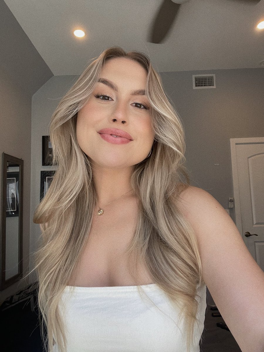 shmanderss3's tweet photo. heaven sent ☁️ https://t.co/7LuncrdsSk