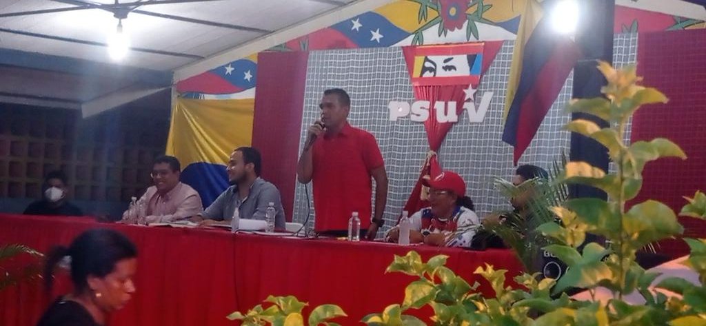 ¡Asambleas informativas populares! #Hoy #12agosto Junto a nuestro enlace <a href="/Galindez_vzla/">Antonio  Galindez</a>  además de nuestras estructuras: Regional, Municipal, Parroquial, UBCH, rumbo al proceso de elección de nuestras estructuras de base #PSUV 
#JuventudPresenteYFuturo <a href="/NicolasMaduro/">Nicolás Maduro</a> <a href="/PartidoPSUV/">PSUV</a>