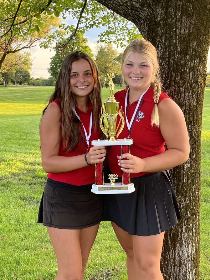 golf_morton's tweet photo. Beautiful 1st golf tourney at Illini Blue Course! Lady Potters settle for team 2nd at Champaign Tournament, 2 strokes behind Macomb. Medalist Honors; Braker 79 (1st), Nieukirk 87 (9th), Dowell 92, Shook 98. https://t.co/dLxmSxMNgF