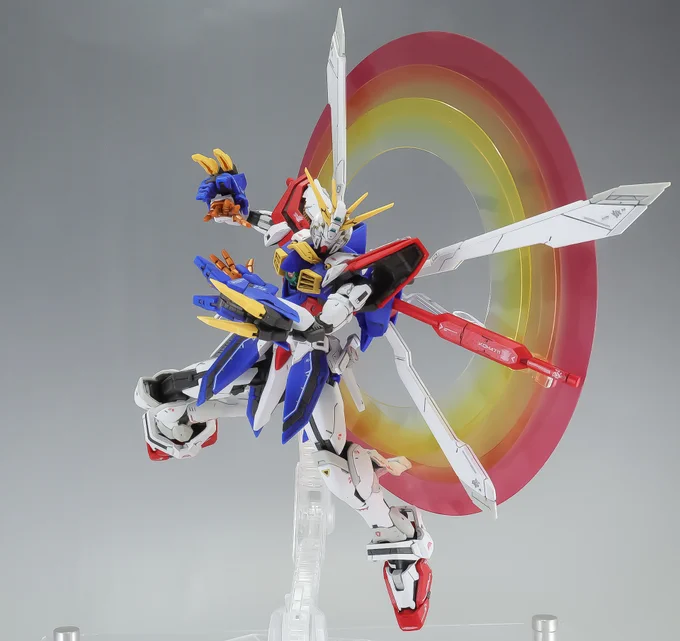 #RGゴッドガンダム まあよく動く首元が取れやすかったので接着機体の黒いラインは一切塗装しなくても設定通りに色分けされててすごい 
