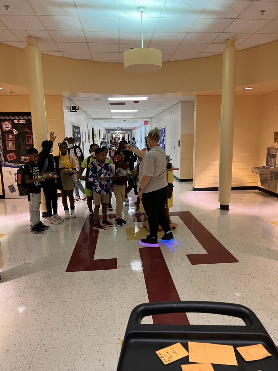gklatimore's tweet photo. Great job @amybytheton sparking inquiry and setting the mood for the day. #journeytoexcellence #thetellstory @NPorter17 @MrGTutor @EC_Tyson @Miss_GeeWiz https://t.co/VDB3lGPd9e