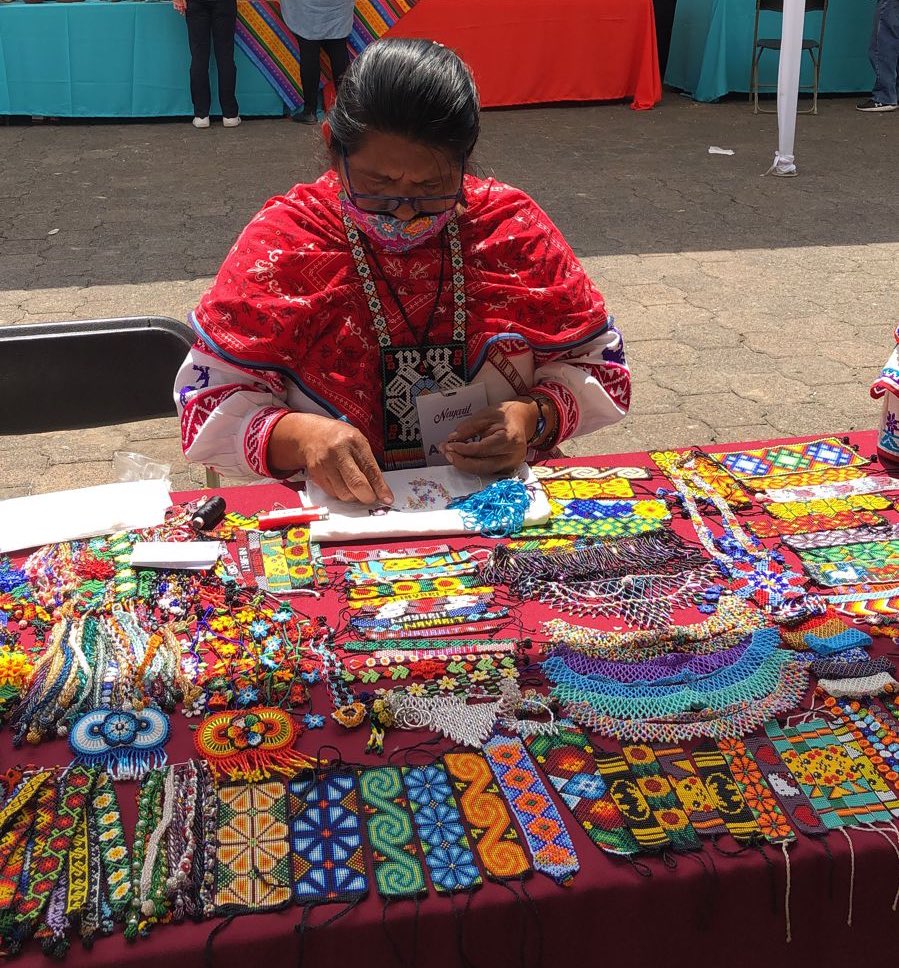 turismocdmx's tweet photo. El día de hoy la Secretaría de Turismo de la #CiudadDeMéxico participó en la inauguración de la exposición: “Nayarit en Los Pinos”.
Una muestra de artesanías, gastronomía y música tradicional.

🎟Entrada libre
📍Complejo Cultural Los Pinos
🗓Hasta el 14 de agosto https://t.co/V3g1qNTD5s