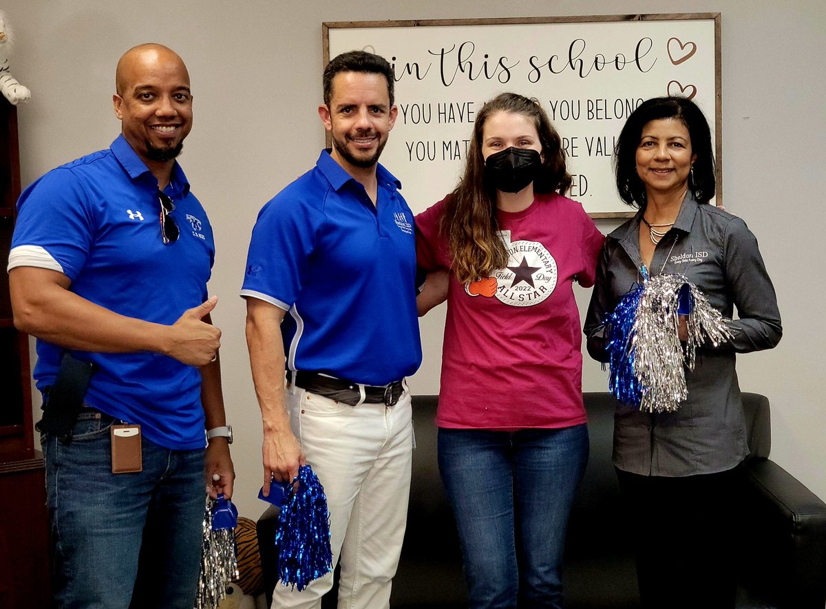KarenDGallow's tweet photo. Loved taking a moment to celebrate @Sheldon_Tigers @GarrettGatorWay @MonahanElem @CarrollColts @RoyalwoodLions for earning an A in academic growth. So proud of these @SheldonISD leaders and everyone on their teams! https://t.co/6Mkcbo0Vry