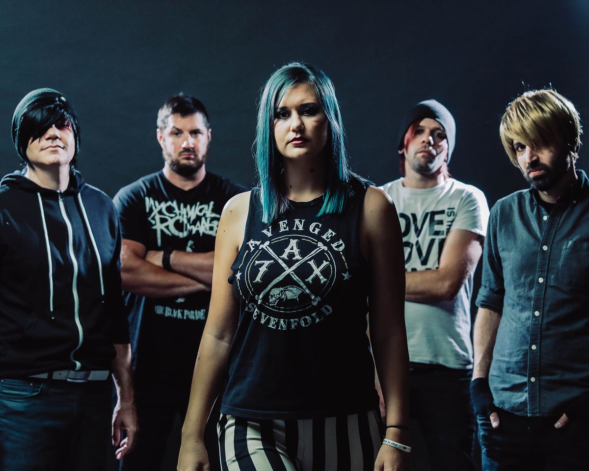 KaylahRoxOut's tweet photo. hi i'm singing in an emo cover band now https://t.co/dKMwSjrBmJ