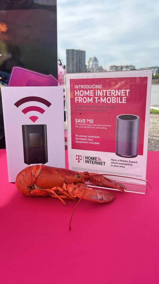 GreatInland's tweet photo. T-Mobile is providing unlimited internet to your home! 🏠🖥📱 They're offering a free internet device, free activation, and a free month when you visit their booth! https://t.co/838nhR9Dcw