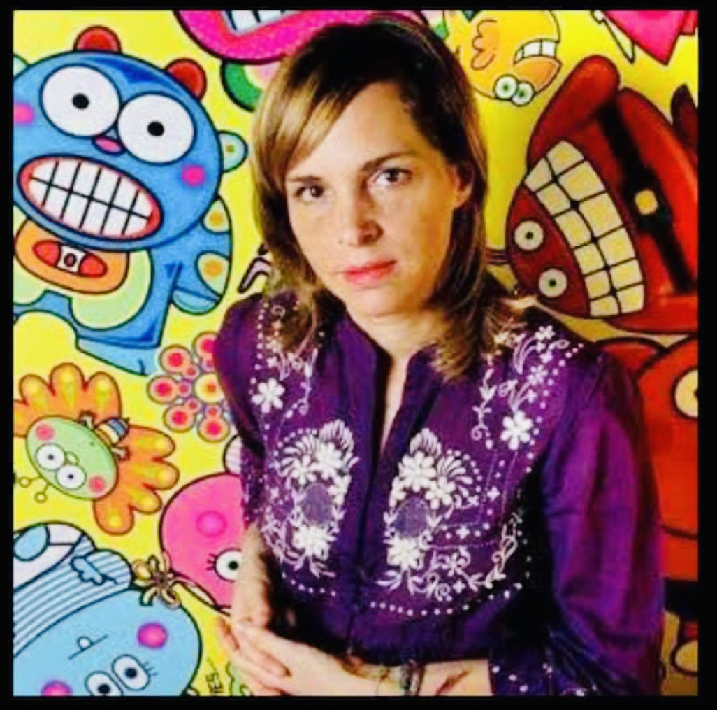 alekssyntek_ofi's tweet photo. Lamento profundamente la partida de la genio #amparinserrano ¡una gran mujer de un talento brutal! 🙏🏼😢 https://t.co/ObI1ddmG8u