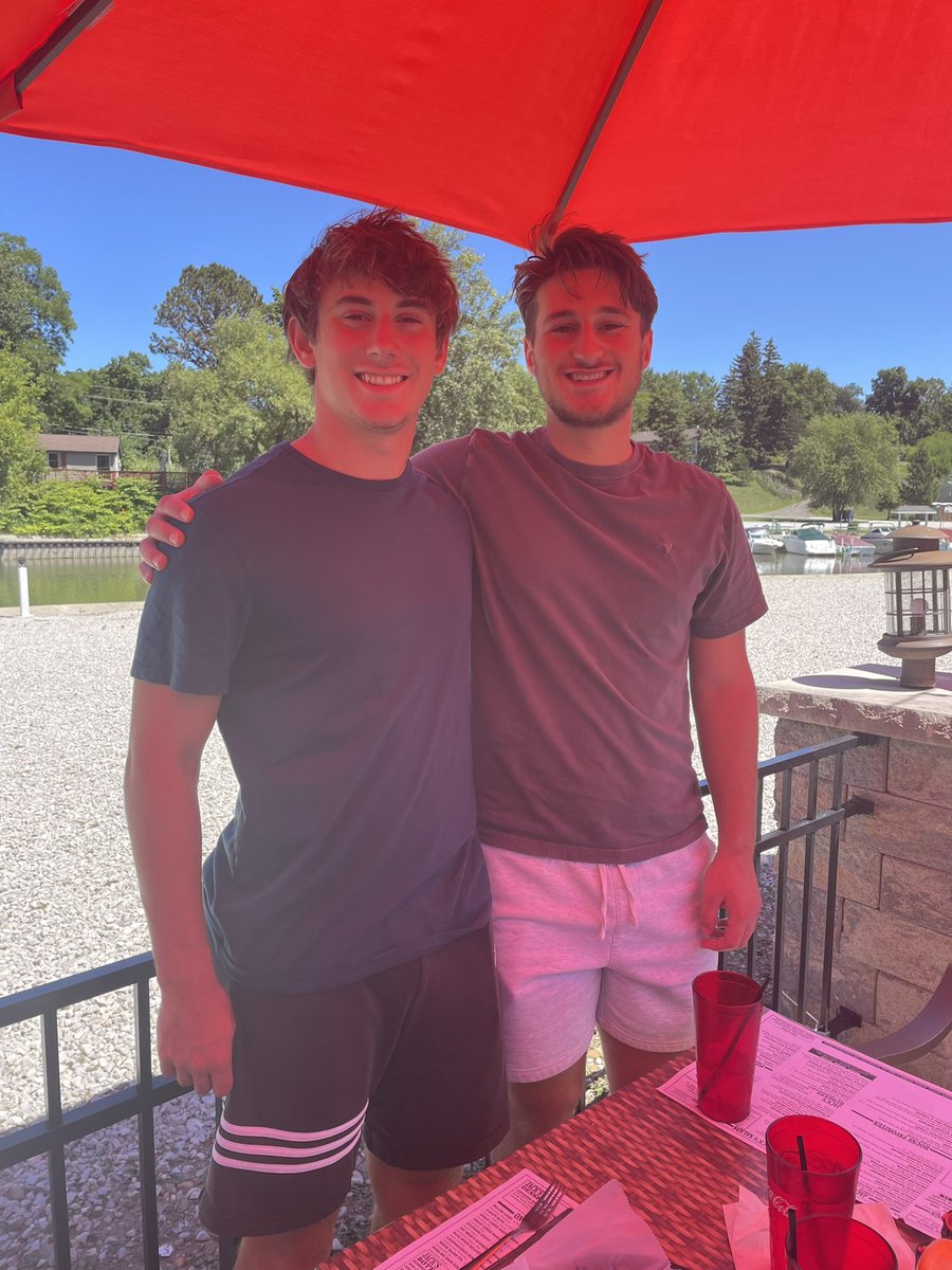 Buddies since 1st grade. Lunch before they head off to college💕