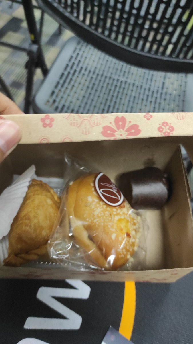 bukankitaa's tweet image. @awsugjkt Datang pagi pagi demi sarapan yang bergizi #awsugjkt #awsugid #awscommunityday