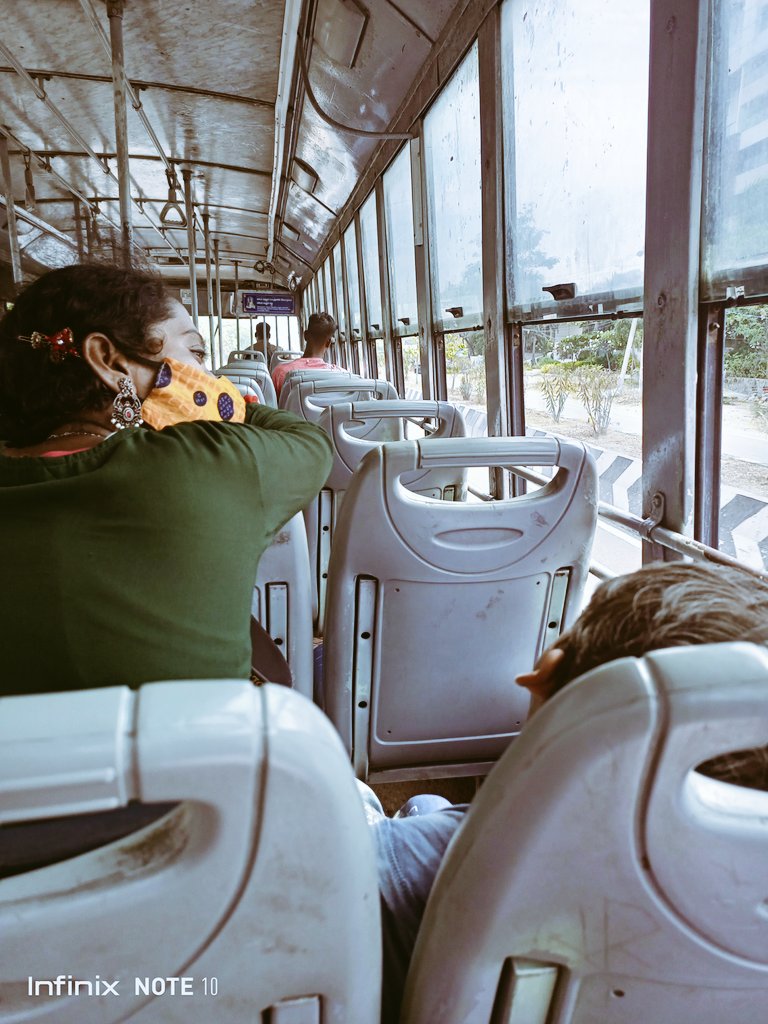 parveen_nisa's tweet photo. 🎟️#StalinBus #StalinFreeBus #ஸ்டாலின்பஸ் @MKStalin #ThankYouMKStalin @InfinixIndia @thiruporurDMK @DMK_Updates https://t.co/YyEN6Z3kCe