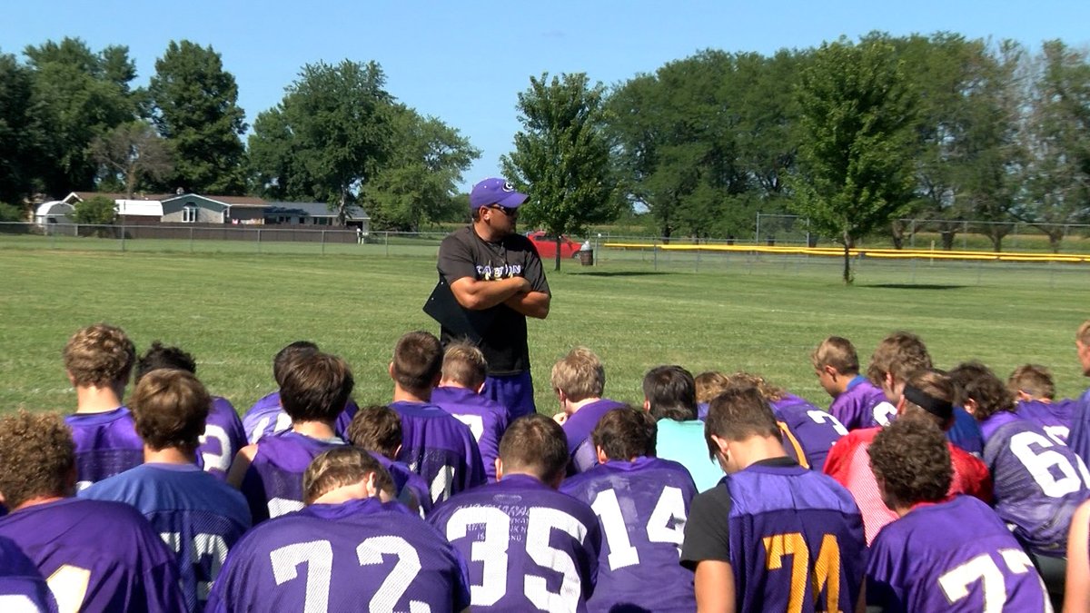 Boot Camp: With 21 seniors, Canton hoping experience leads Little Giants to big wins 

Story: centralillinoisproud.com/sports/local-s…