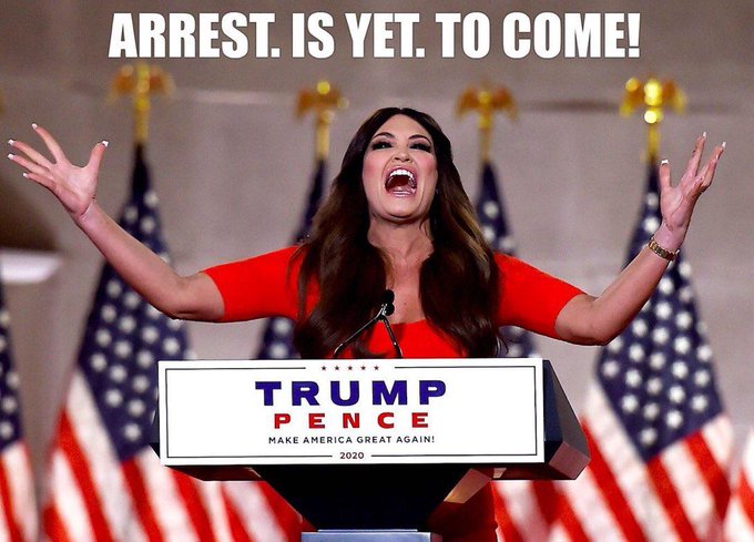 Stealthgirl21's tweet photo. @Angry_Staffer @1CrownofJules https://t.co/F7BUjS3YMn