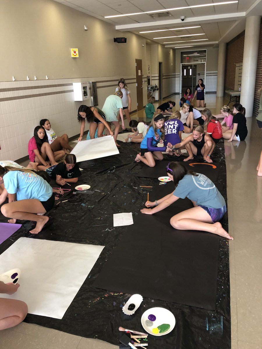 cheryl_newton_'s tweet photo. TMS cheer is ready to pump up that school spirit this year! Love the creativity and the bonding that takes place on Paint Night. @TimberviewMS @KISDAthletics #OneTimberview @TMSHawksCheer #SoarToTheTop https://t.co/NGTRNJl1Qb