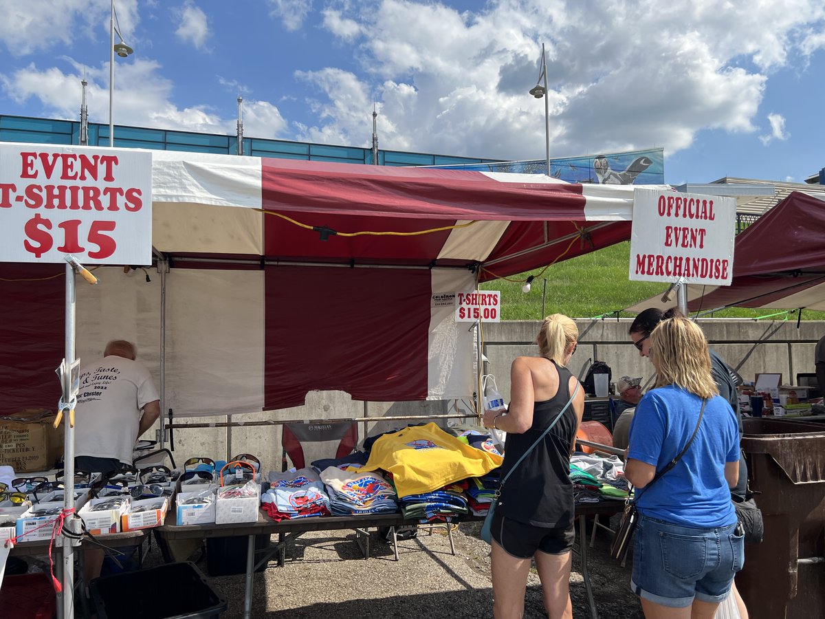 GreatInland's tweet photo. Wear your festival pride with our festival tees! Browse our colorful tees at the booth next to Fisherman’s Market Seafood. https://t.co/fVO07Z4aeZ