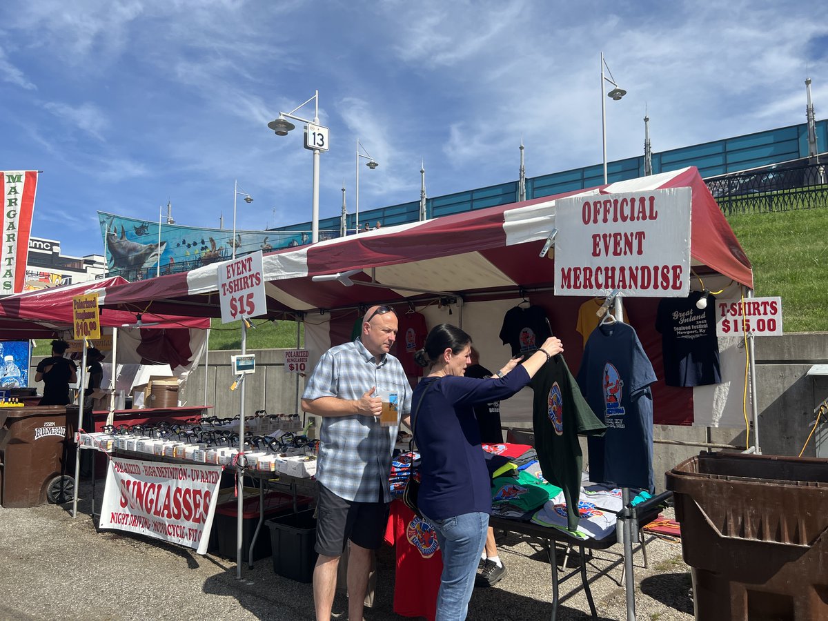 GreatInland's tweet photo. Wear your festival pride with our festival tees! Browse our colorful tees at the booth next to Fisherman’s Market Seafood. https://t.co/fVO07Z4aeZ