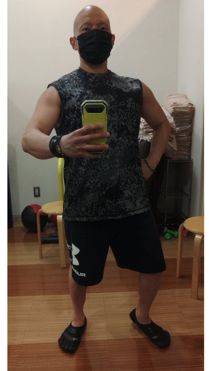 MITSUTAKAXYZ's tweet photo. 闘病186日目🔥
昨日は筋トレからのボルダリング💪⛰️
今、良い感じに筋肉痛💪
今日は仕事頑張ります💪
パワーーー💪
ヤーーー💪
#なかやまきんに君を目指して
#メタルマックス
#UnderArmour
#canterbury
#アラフォー
#Trainingcross https://t.co/S8SjVx17ID
