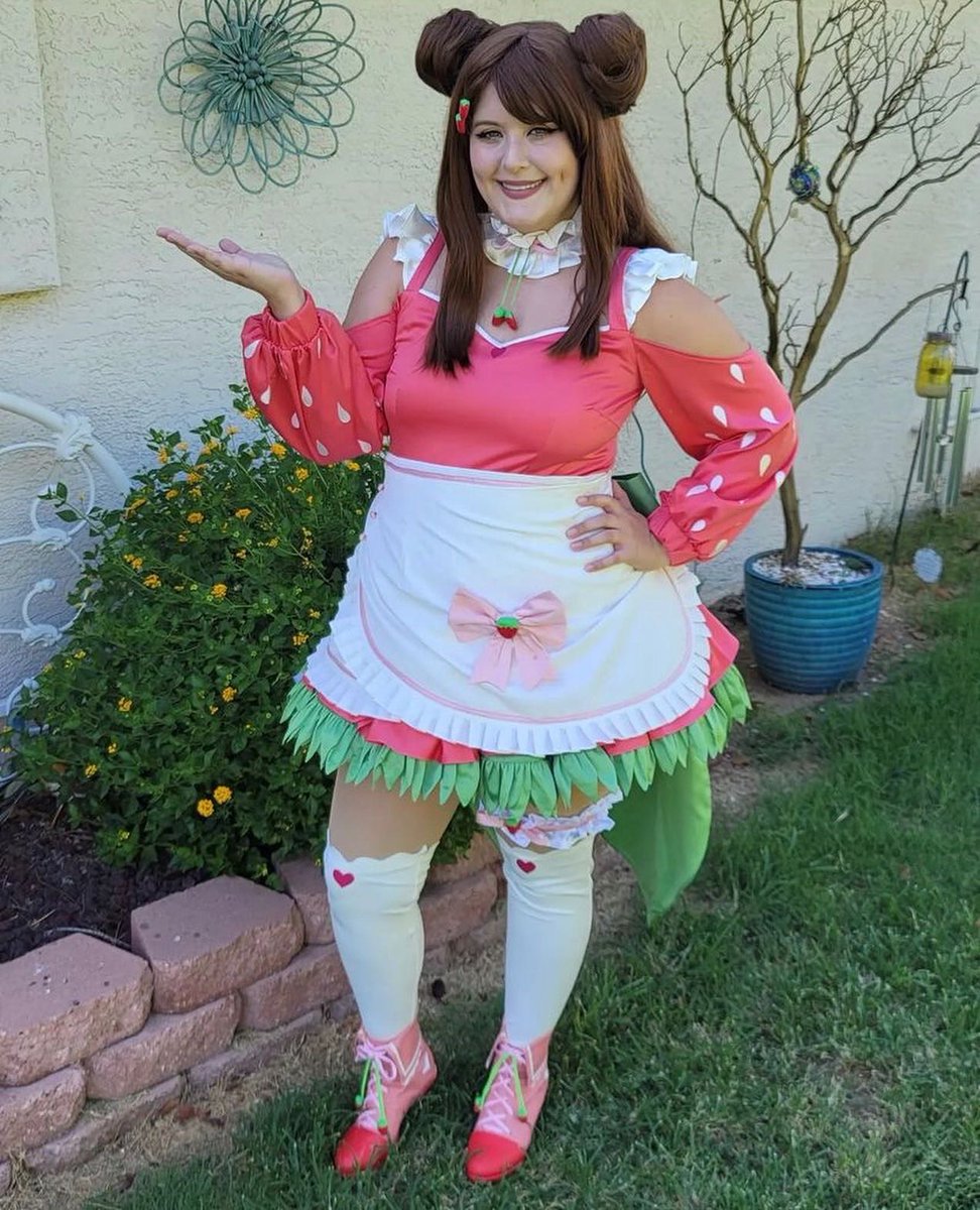 cosplaymandy's tweet photo. Adorable costest photos of the Emirichu cosplay my partner and I made as a commission! #emirichu #emirichucosplay #vtuber #vtubers #vtubercommission #vtubercosplay #phoenixfanfusion #phoenixfanfusion2022 #phoenixfanfusioncosplay #phoenixcomicon #phoenixcomicon2022 https://t.co/Sl3vMxpGns
