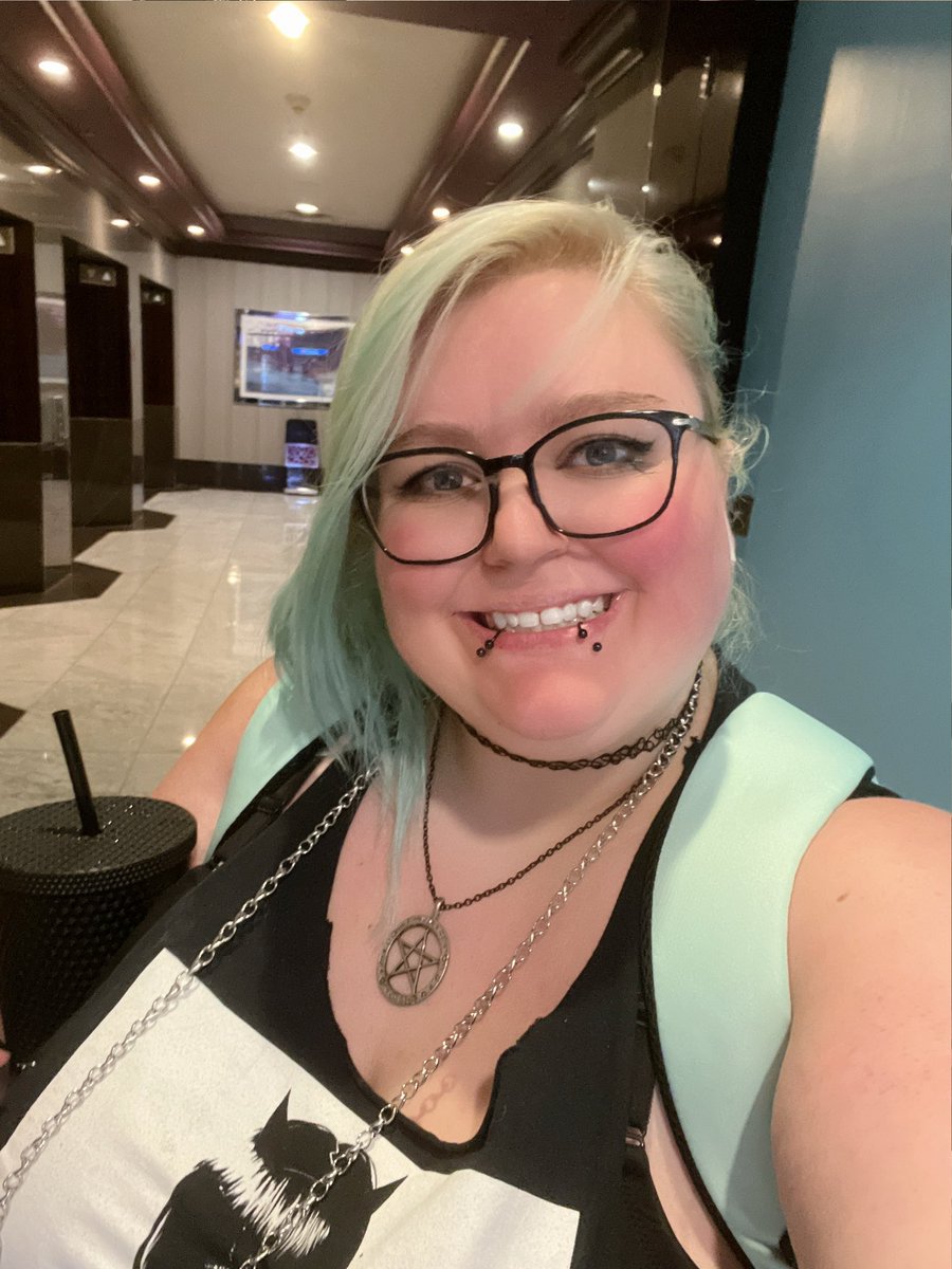 WiffWhitney's tweet photo. @DefConScavHunt first day of scavenger hunting, let’s do this!! https://t.co/uly7a7oMum