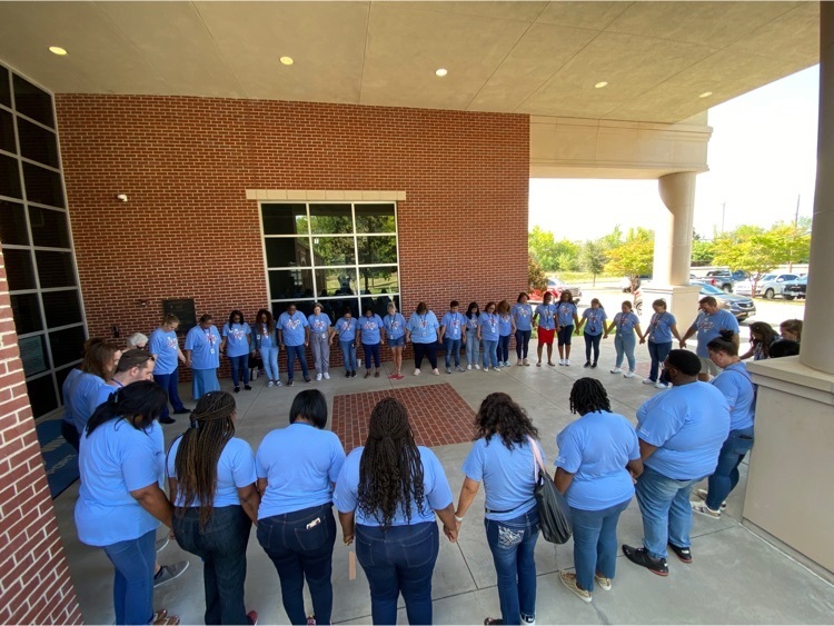 Thanks to Green Acres Baptist Church for helping us prepare our hearts and minds to be the BEST we can for our Wildcats! #WeLovePartnerships 💙🐾🐾🐾
#PeeteProud #ProudPrincipal