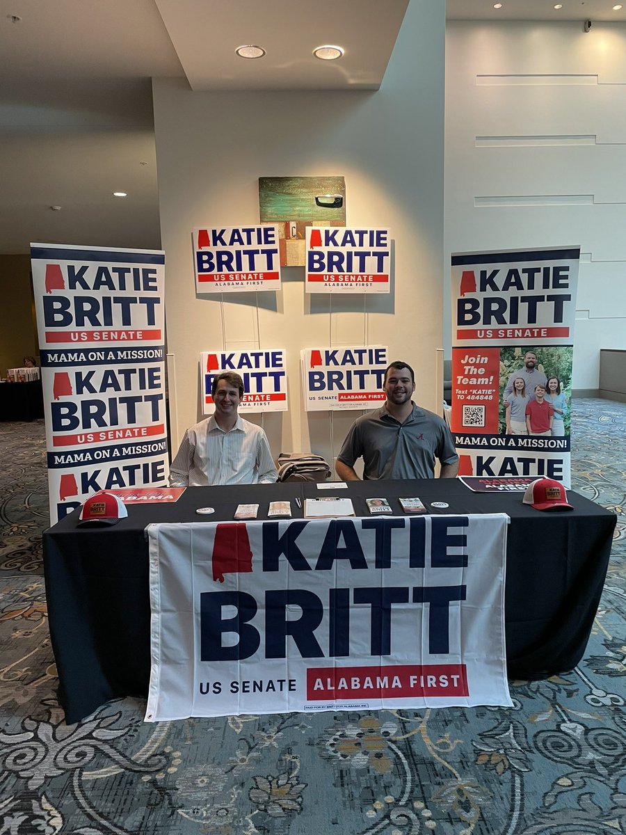 degaris_john's tweet photo. Come check out the @KatieBrittforAL booth at The Alabama Republican Party Summer Dinner! https://t.co/EYelIsqHb3