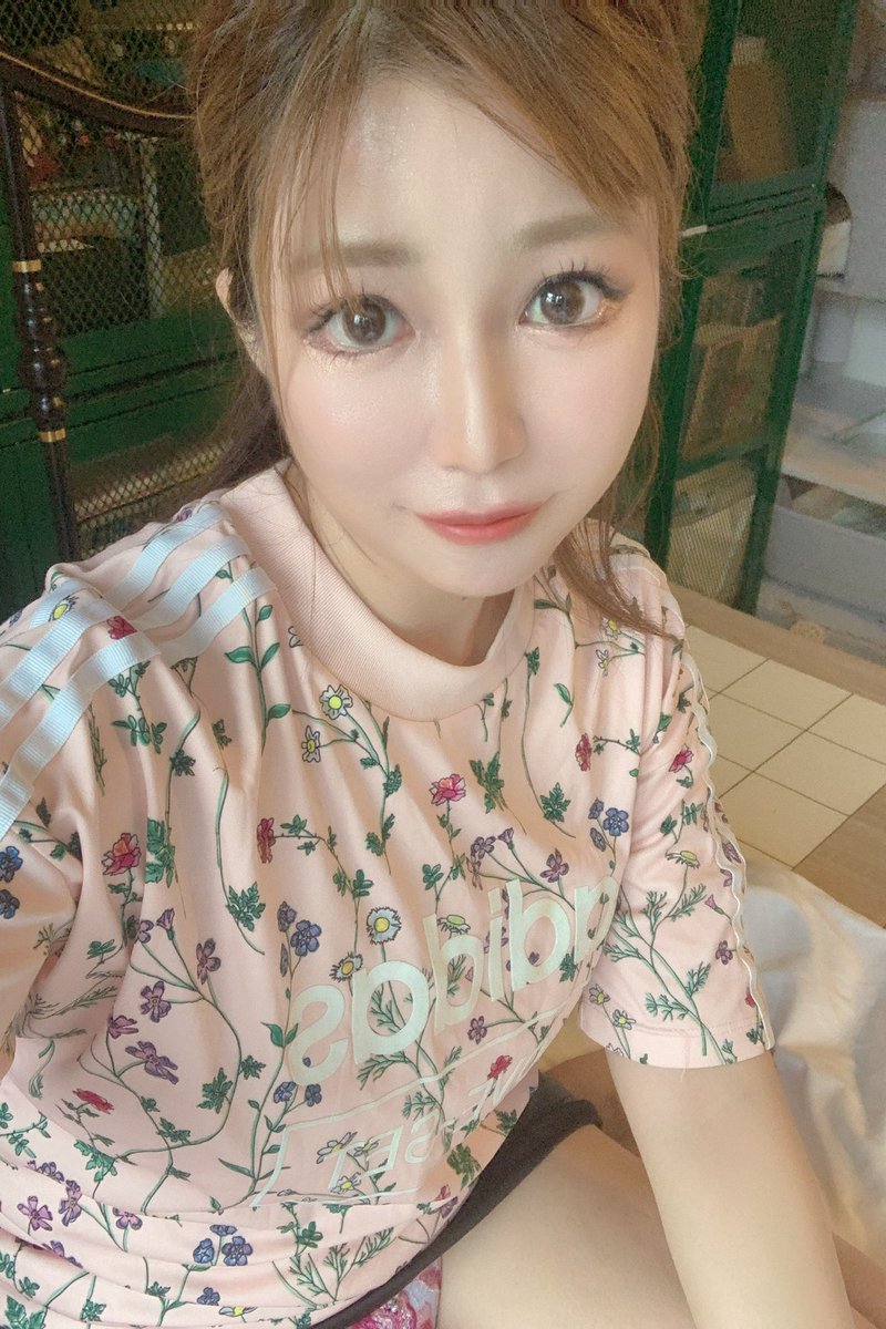 木ノ上万理咲✒︎小学館「裏恋♡」連載’s pics and videos