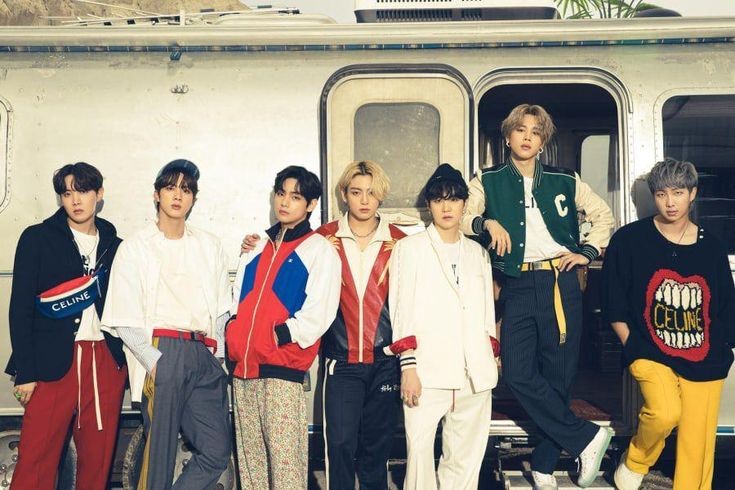 Octamiss_7's tweet photo. Congratulations @BTS_twt 💜
Your hardwork, passion and dedication is now shining through! 
#BTS_MostViewedActOnYoutube 
#BTS #BTSPavedTheWay #BTSARMY https://t.co/DRFfe7zXqi