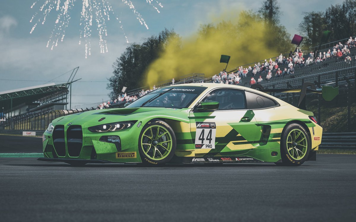 Managed to get the win in this week's <a href="/raceoctane/">Octane Online Racing #OOR</a> sprint race at Hungaroring. @GamepadLad really gave me hell until he unfortunately got a penalty for pit lane infringement. Next week is 90min of Bathurst, should be interesting. #simracing #ACC