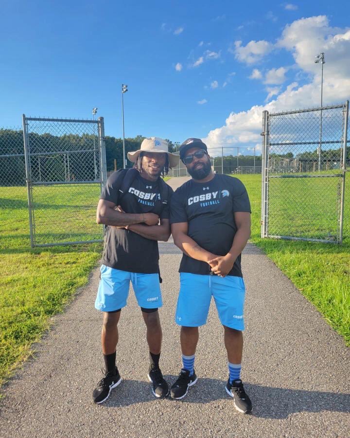 KelvinSatchell's tweet photo. @CosbyTitansFB 1st scrimmage in the books TITAN UP 🗣 https://t.co/0EHwJPH3R9