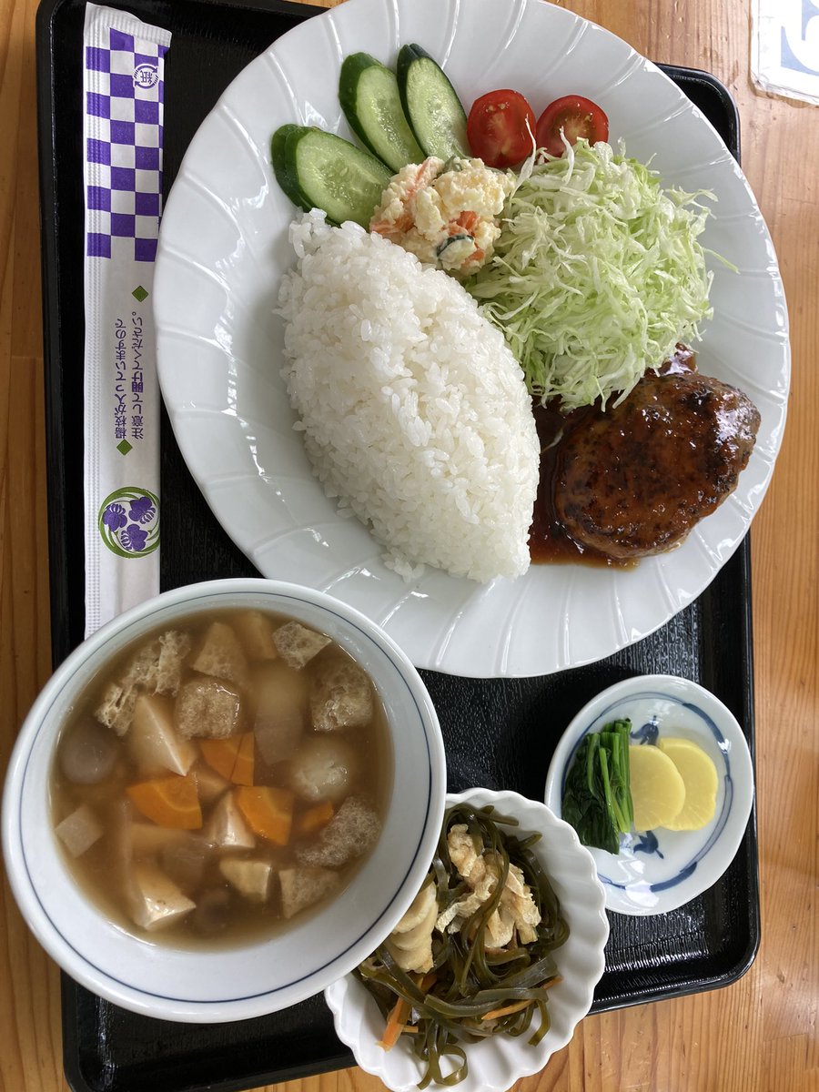 pullout_moto's tweet photo. 山形村の牛ハンバーグとまめぶ！
名産を食す。 https://t.co/h3xUdQVqTd