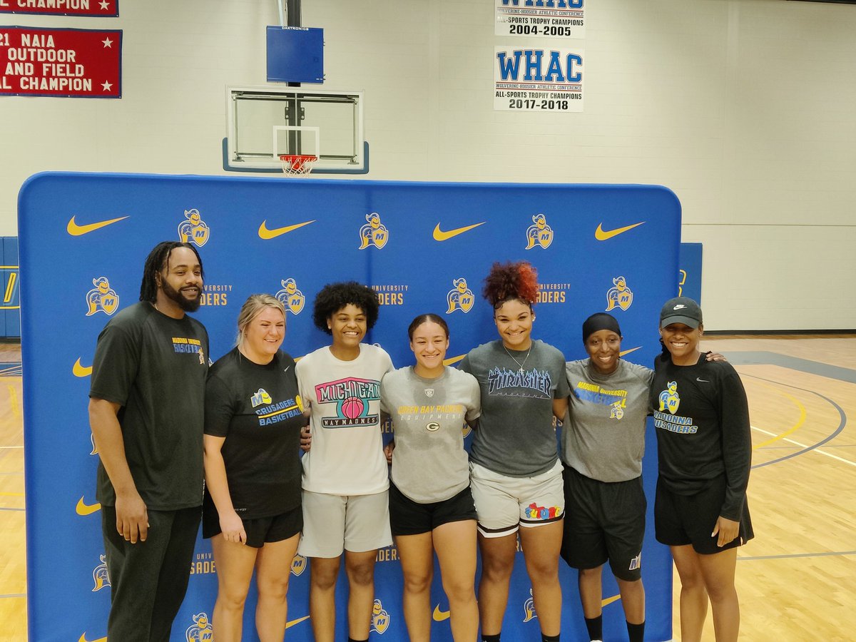RaigenGolden's tweet photo. Had a wonderful time at Madonna's Elite Camp today. Thank you coaches and players for a great camp. Thank you for the opportunity to continue my academic and athletic career at your university..
@CoachJobey 
@kyarber5 
@gowaverly 
@unseenballer17 
@MariahnaMcConn1 https://t.co/fKg0vZemVM
