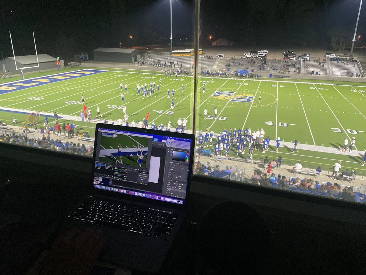 ryanlandry6712's tweet photo. First LIVE football broadcast was a success🔥

Excited to cover the Wildcats with @chadsmediaSS this season🏈

See you guys in 2 weeks⏱ https://t.co/XzxNBTfSCV