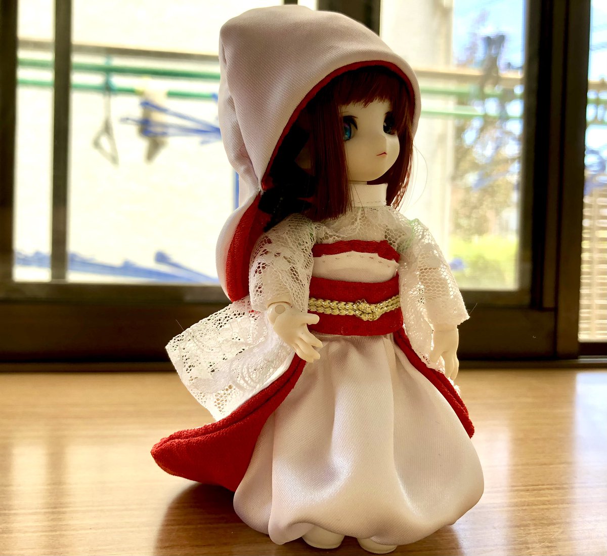 GhOgx's tweet photo. 久しぶりに製作中！あと背中にリボン付けたら終わる！けどやる気無くなったから中断
(デザイン:『���代創作和服』(花月　様)) https://t.co/HN1KLnfCYO