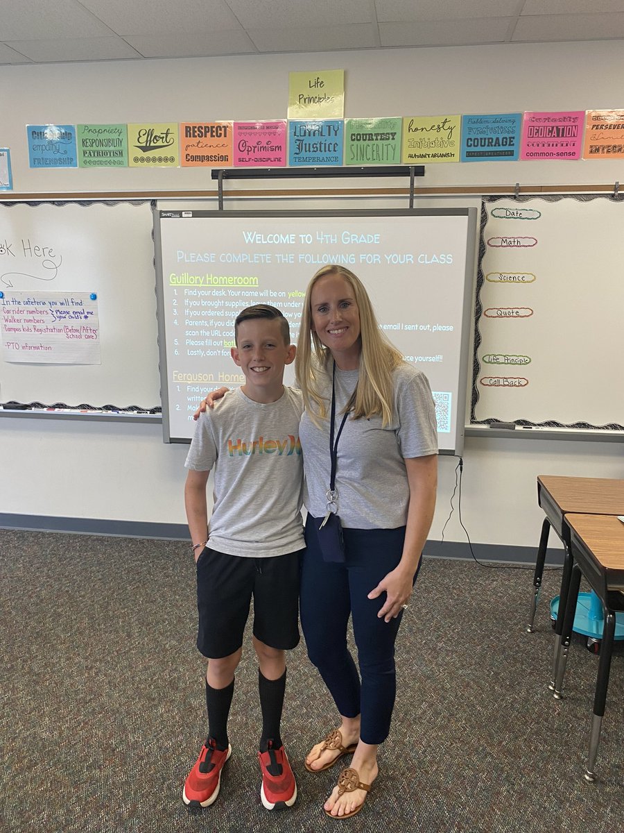 MrsPatrick_GLJH's tweet photo. I’m am super excited about starting my 19th year with this awesome team! We had Meet the Teacher for Bradyn and me tonight, and Rylee had schedule pick up this afternoon. I was so excited to see all of my new kids. I can already tell that we are all going to have an amazing year! https://t.co/U8Cp8Rln4L
