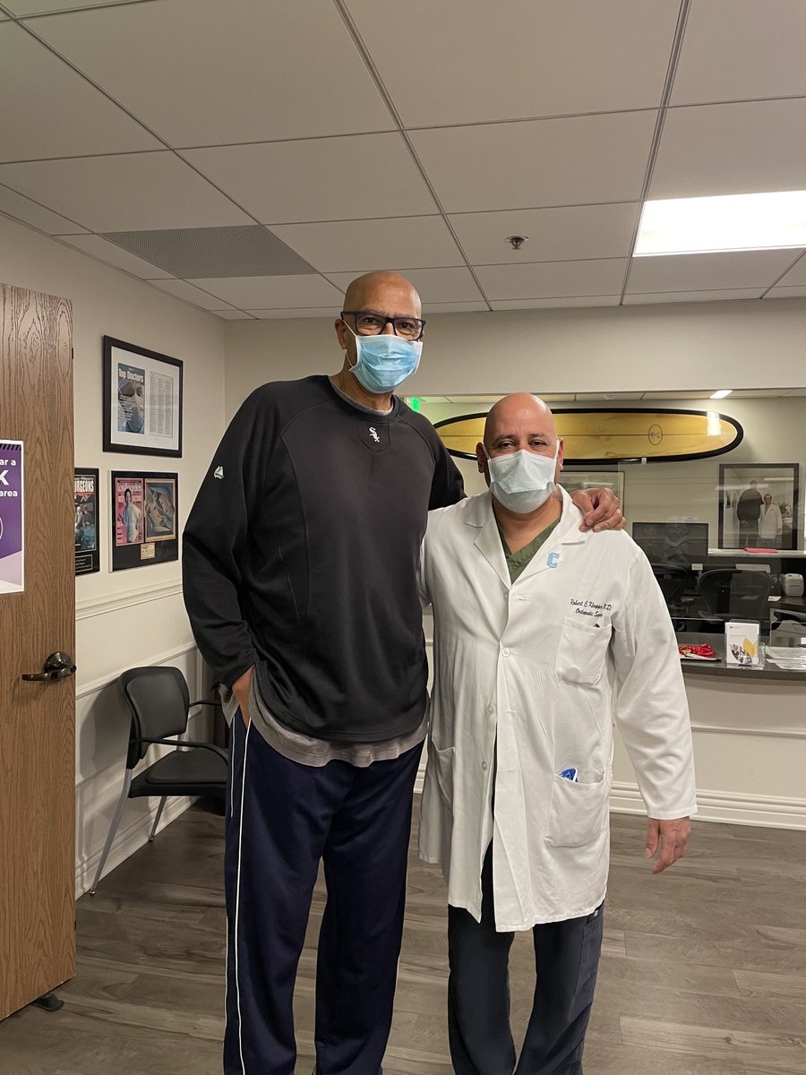 DrRobertKlapper's tweet photo. #Lakers. Hey Mychal having #Trayce hitting Homeruns for the #Dodgers feels like #Klay is playing for the Lakers! #SoHappy! https://t.co/NrJVu6q26m