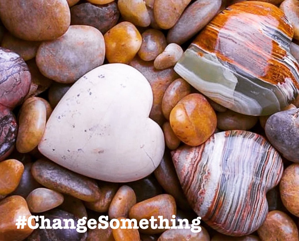 QBeast9922's tweet image. “Tomorrow won’t be different if you don’t change something today…” ❤️🖤💚 
🦋🔥💪🏾🌱 
#ChangeSomething #BreakThePatterns #NewBeginnings 
#DailyQuotes #OwnYourLife #OYL