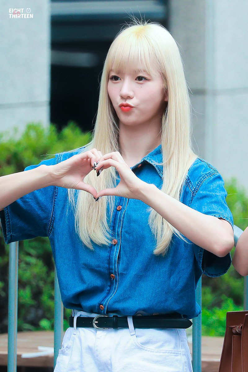 8h_13m's tweet photo. 보미야 생일축하해❣

#여름에_펼친_봄의_기록
#HappyBoMiDay https://t.co/DCdOmVlGUL