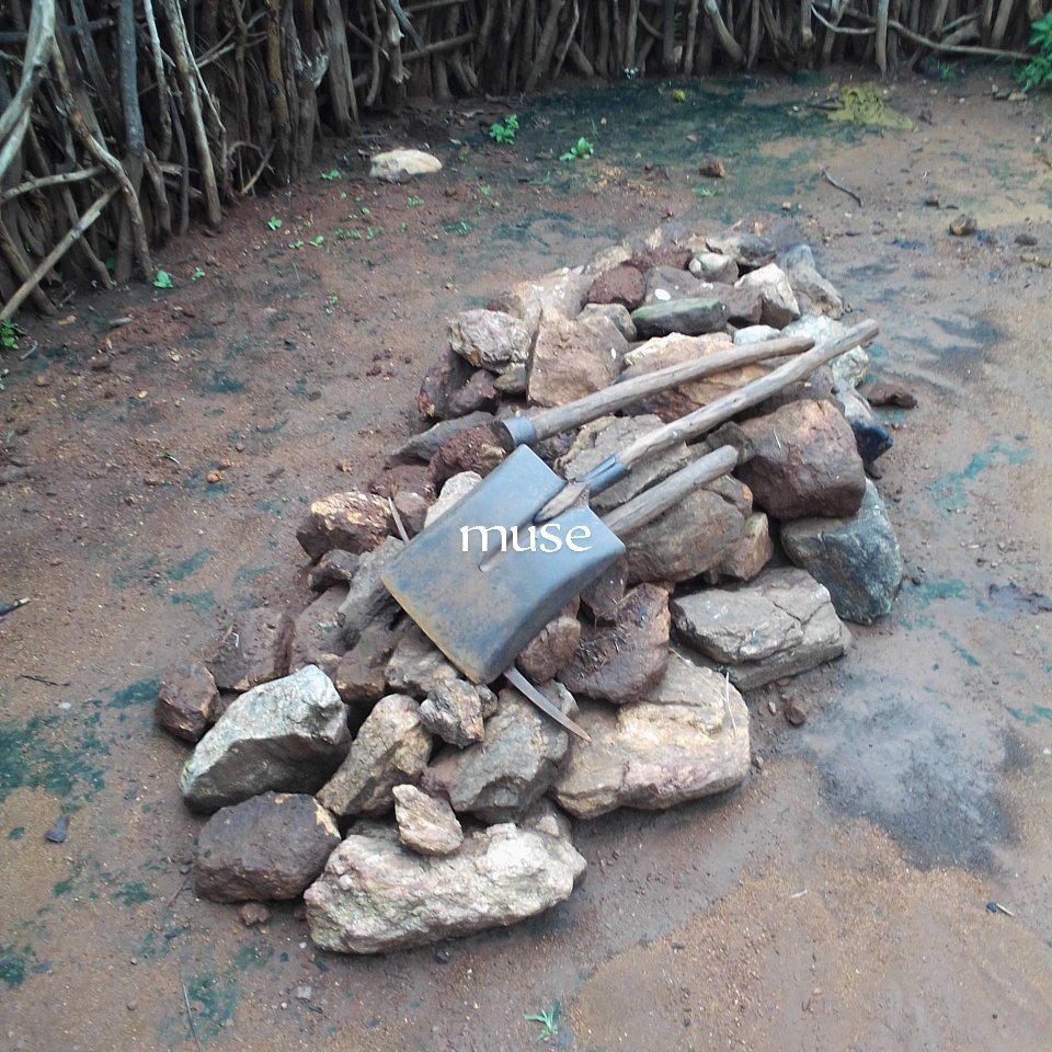Tolothi_Loothe's tweet photo. Famine continues to claim lives in Karamoja. Amidst the difficulties, we have reached over 2500 (about 12500-25000 people) households, 1 school with over 1000 pupils, 2 feeding centres of about 350 children, 2 hospitals. But it ain't enough. @MSF @EMDoc_Ines @YN_BUDDU @SpireJim https://t.co/VWg3RxqkRP