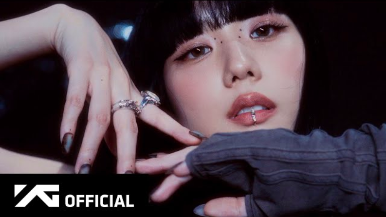 jisoovibe_chu's tweet photo. JISOO CONCEPT TEASER
#6DaysToPinkVenom https://t.co/ARAoZXVmWK