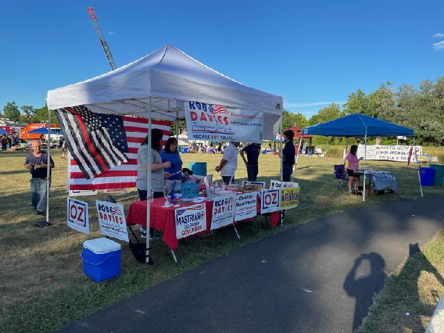 RobDaviesPA's tweet photo. Tonight we were in Hatboro for National Night Out. It was a great night and we couldn't have asked for nicer weather. We were pleased to work with all of our Republican candidates to bring our message to voters here.

#montcopa #VoteRed #hatboropa #rob4pasenate12 https://t.co/x2C6daLgvk