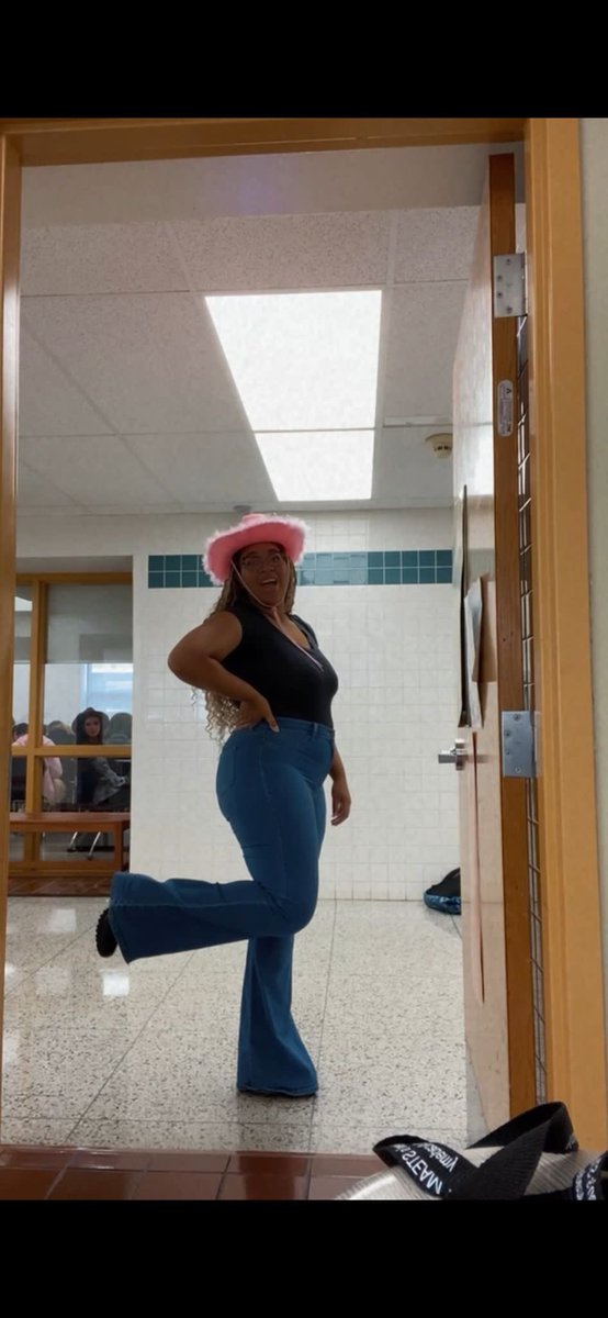 Spirit Week ends with Western Day. It’s been a fun week… but spirit lives ALL year at <a href="/YWSteamPrepNT/">Young Women's STEAM Prep Academy</a> !!! <a href="/ccontive/">Cynthia OntiverosPhD</a> <a href="/ELPASO_ISD/">El Paso ISD</a>