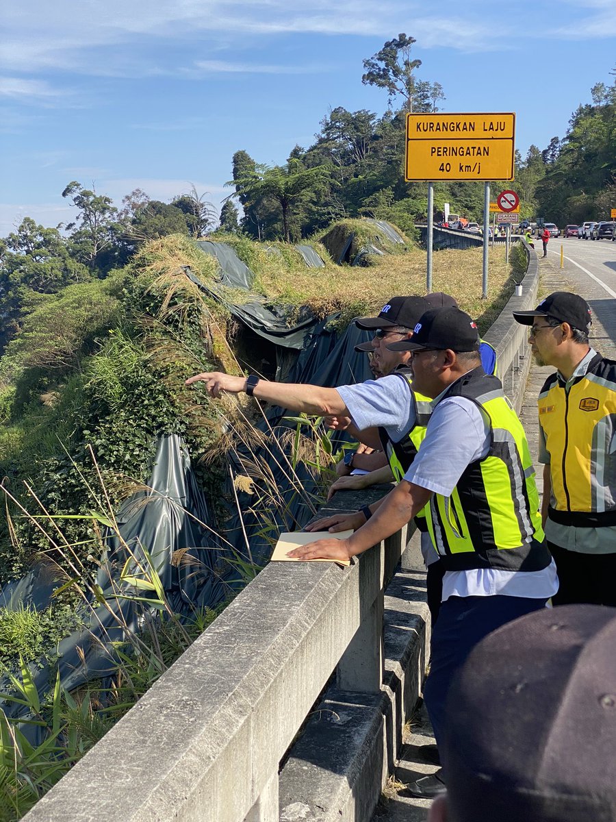 cHuNa8575's tweet photo. Lokasi 8
Seksyen 44, FT185 Pembaikan Cerun dan baikpulih jalan, Jalan Simpang Pulai - Blue Valley, Darrah Kinta, Perak
#FTroadpedia
#FTroadpediaZonTimur
#RakanKKR
#InfraRakyat
#KeluargaMalaysia https://t.co/7sbeKvDmEI