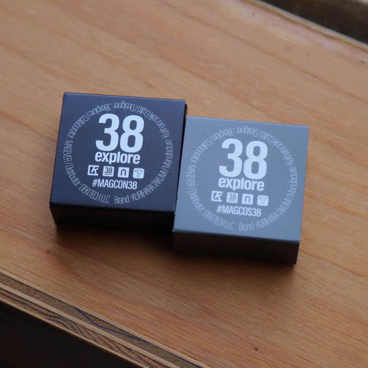 andg_outdoor's tweet photo. 38exploreの新製品、MAGCON38とMAGCOS38入荷しています。

ネジ穴にランタンをセットして他の金属製のギアに付けたり、MAGCONとMAGCOSを使用して窓やテントに取り付けたりと、使い方はアイデア次第。

ひとまず店頭のみの販売になります。ご了承ください。

#38explore 
#zeropod38 
#magcon 
#magcos https://t.co/AVGHyM3Xfo