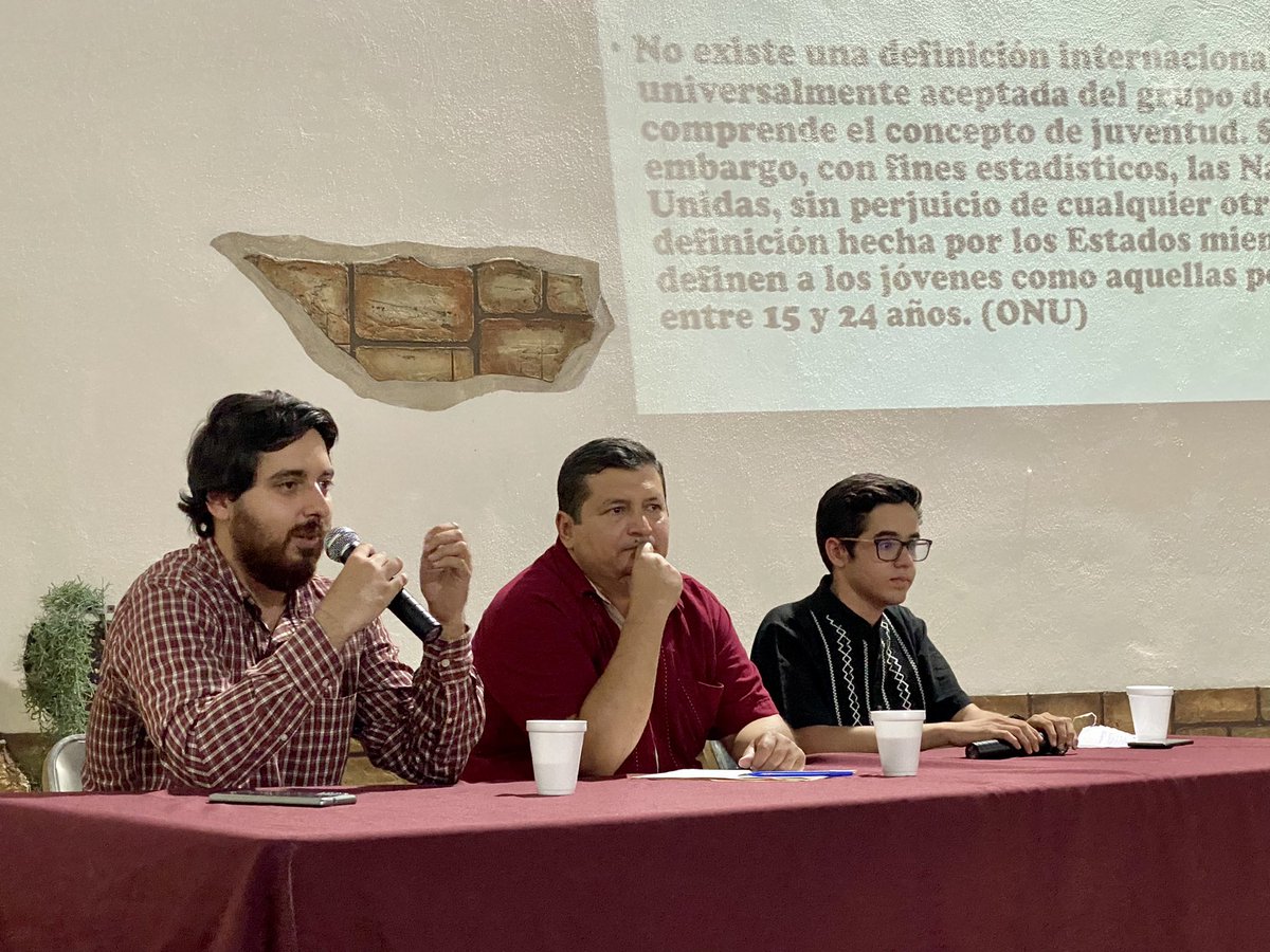 miltonguirado's tweet photo. “Las Juventudes y Compromiso Social 🤝🏻” fue el tema del conversatorio que sostuvo el diputado @JacoboMendozaR con la participación de los jóvenes @RaudelAr y @LuisPG67 en el Día Internacional de la Juventud. https://t.co/HabSKPPtBG