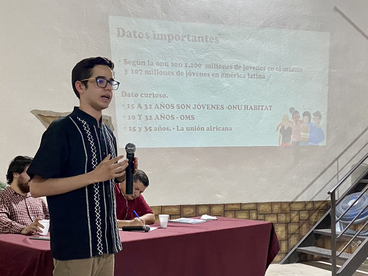 miltonguirado's tweet photo. “Las Juventudes y Compromiso Social 🤝🏻” fue el tema del conversatorio que sostuvo el diputado @JacoboMendozaR con la participación de los jóvenes @RaudelAr y @LuisPG67 en el Día Internacional de la Juventud. https://t.co/HabSKPPtBG