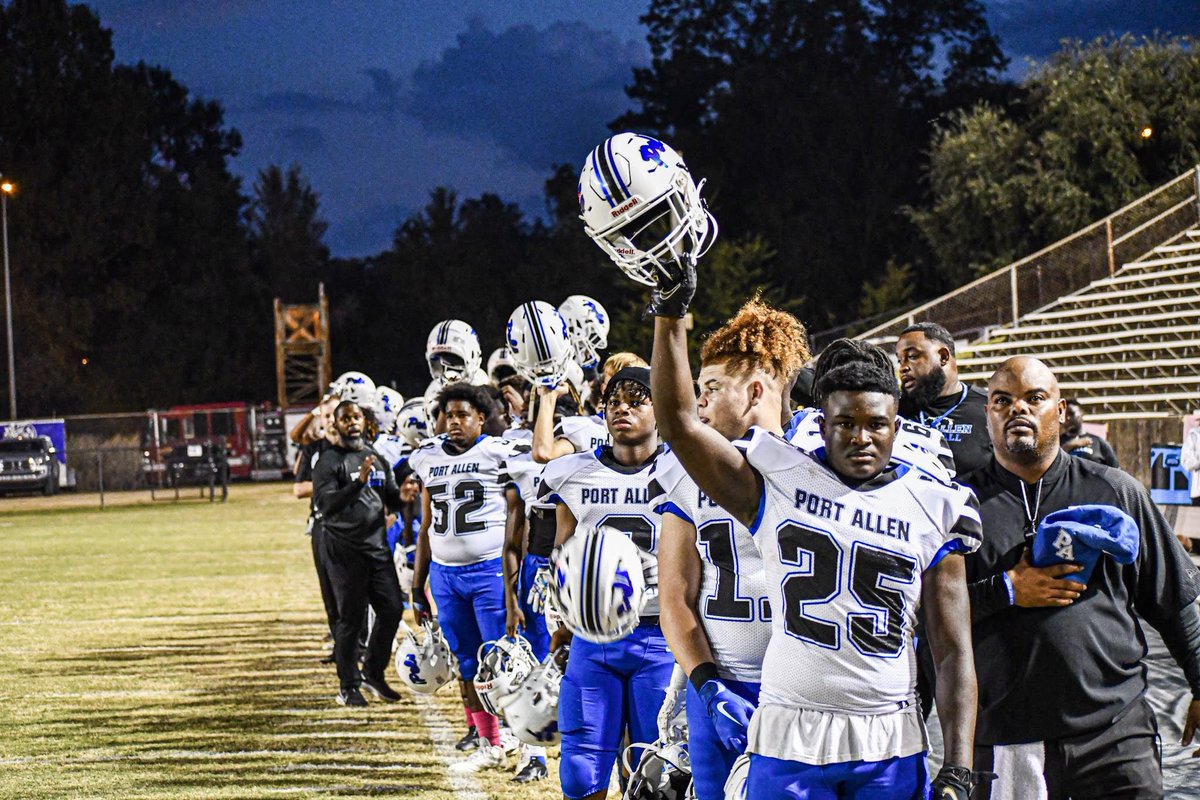 PortAllenPels's tweet photo. Friday nights won’t be the same starting next week! High school football begins! We are looking forward to an exciting season! @football_port 💙😊🏉 https://t.co/w2xVpFHdDu