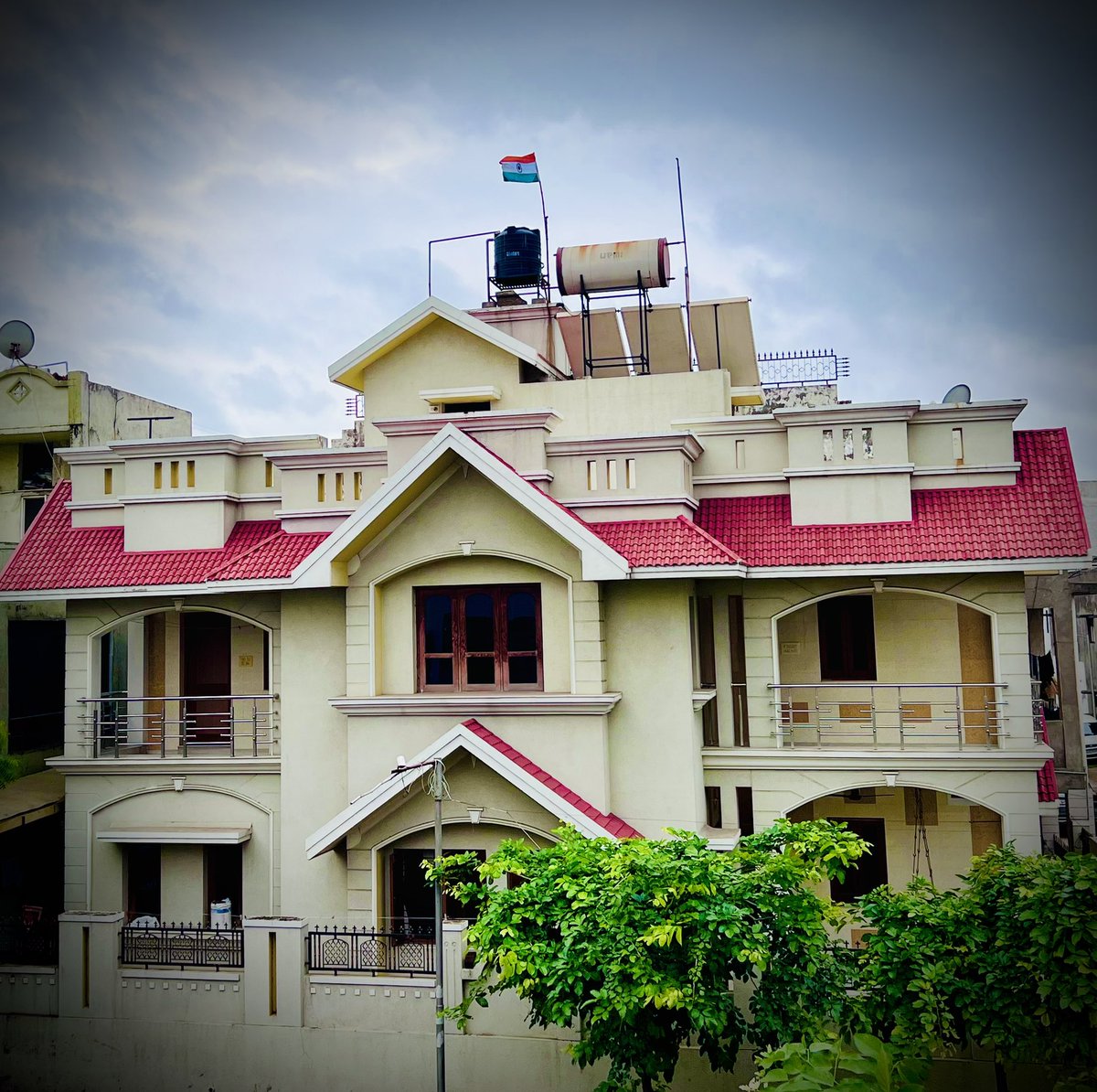 Vijay Desai tweet media